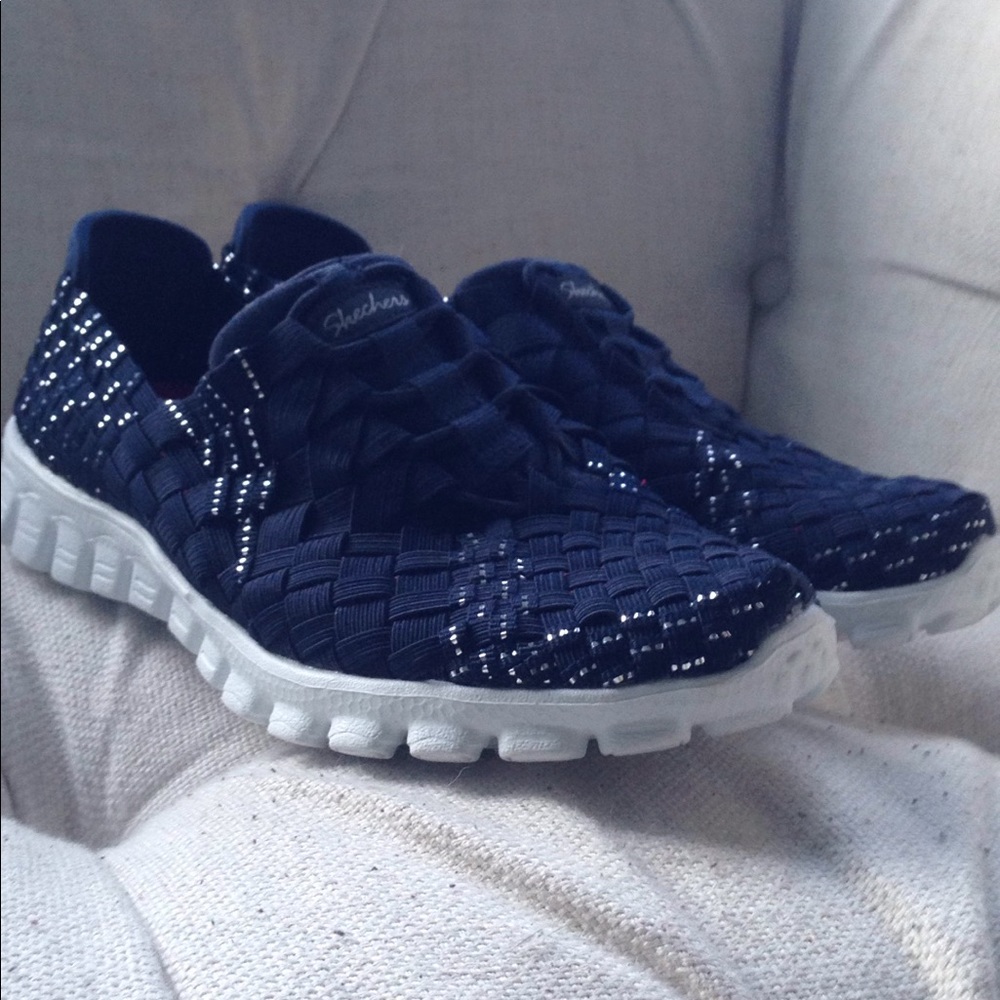 NWT Navy Sketchers Slip Ons